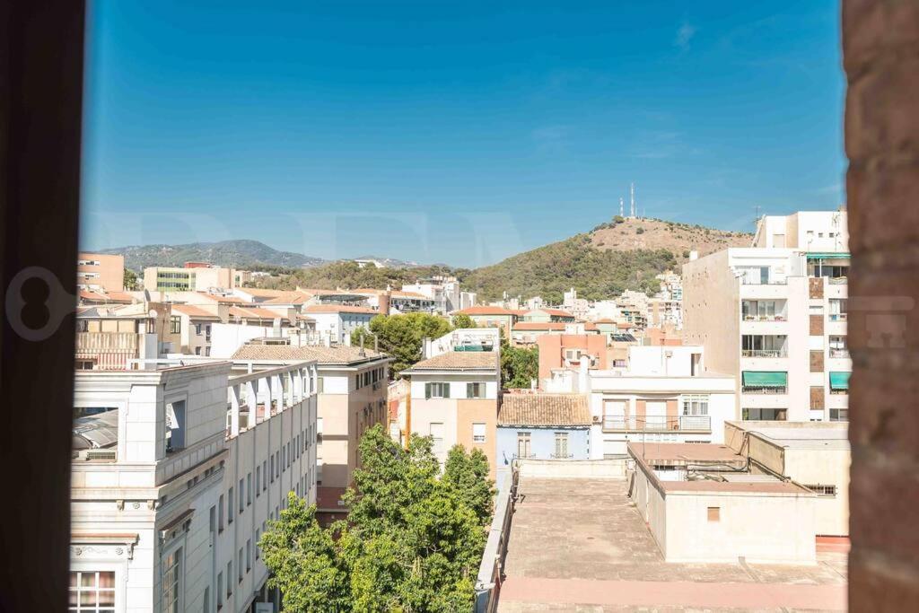 Modern Apartment Next To The Cervantes Theatre By Rems Málaga Eksteriør bilde